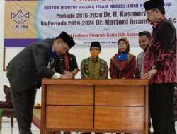 Pisah Sambut Rektor IAIN Batusangkar Penuh Haru