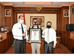 Alumni IAIN Batusangkar Raih Rekor MURI