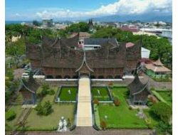 “Kelirumologi”di Museum Adityawarman Padang