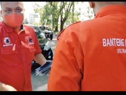 DPD Banteng Muda Indonesia Sumbar Berikan Masker Gratis