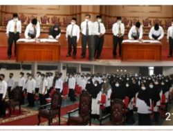 IAIN Batusangkar Serahkan Beasiswa KIP kepada 158 Mahasiswa