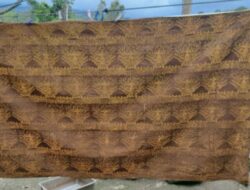 Inovasi Pewarna dari Ampas Kopi Diujicobakan di UKM Batik Pariangan