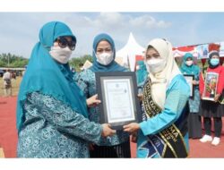 Hebat, Dasawisma Mawar I Bukit Barisan Nagari Tigo Jangko Raih Juara I Tingkat Provinsi