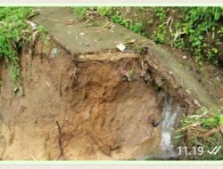 Kadis PUPR Segera Perbaiki Jalan Yang Terputus di Lintau