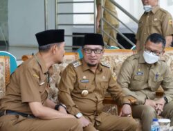 Bupati Eka Putra Pimpin Apel Gabungan ASN di Hari Pertama Masuk Kerja
