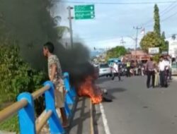Satu Unit Sepeda Motor Hangus Terbakar di Kota Pariaman