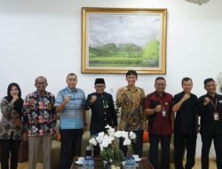 Timsel Bawaslu Sumbar “Sowan” kepada Bupati Tanah Datar