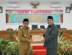 Bupati Tanah Datar Ajukan Tiga Ranperda Baru kepada DPRD