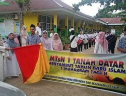 MTsN 1 Tanah Datar Tanjung Emas Peringati 1 Muharram dengan Kegiatan Pawai Ta’aruf