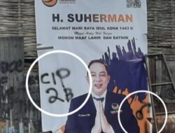 Memaknai Baliho Yang Dicoret: Sebuah Catatan untuk Timses