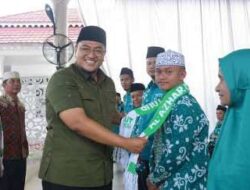 Wabup Richi Aprian Lepas Jamaah Umrah Perdana dari Tanah Datar