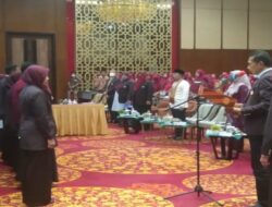 Roza Mardiah Dilantik Menjadi Ketua Persatuan Perawat Nasional Indonesia DPD Tanah Datar