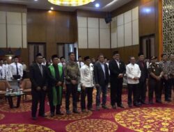 42 Orang Anggota Panwaslu Kecamatan Se-Kab. Tanah Datar Dilantik