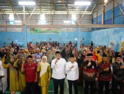 Wabup Richi Aprian Bersama Anggota DPR RI Sosialisasi Kesehatan di Kec. Pariangan