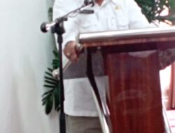 Bupati Lepas Empat Orang Wartawan Tanah Datar yang Ikut Bertanding di Porwanas