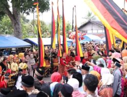 Bupati Tanah Datar Hadiri ‘Nagari Sungayang Baralek Gadang’ Malewakan Penghulu