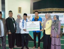 Baznas Tanah Datar Salurkan Beasiswa untuk 450 orang Mahasiswa Asal Tanah Datar, Bupati Turut Hadir