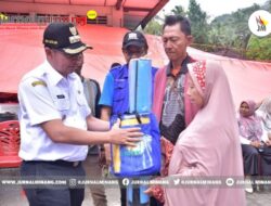 Korban Kebakaran Disambangi Walikota Sawahlunto