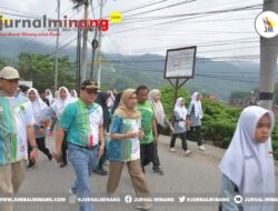 Sekdako Sawahlunto Ikuti Jalan Sehat yang Digelar Kemenag Sawahlunto