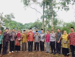 Wabup Richi Aprian Dukung Pembangunan Pesantren di Balimbing