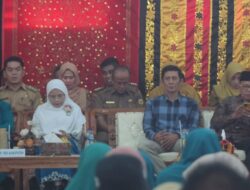 Bupati Datang Terlambat, Ada Ninik Mamak Kecewa, Sertijab Camat Limakaum Terundur