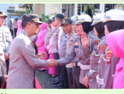 Penuh Haru, Polres Payakumbuh Gelar Tradisi Welcome and Farewell Parade