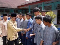 Bupati Hadiri Penandatanganan MoU antara SMPN 4 X Koto dengan Perguruan Silat Taduang Bangkeh