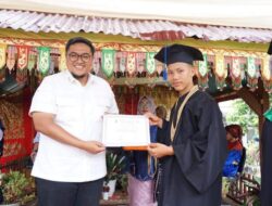Wabup Richi Aprian Hadiri Perpisahan dan Wisuda Tahfiz di SMPN 1 Tanjung Emas