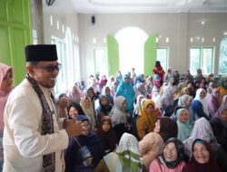 Bupati Tanah Datar Hadiri Khatam Al Qur’an Lansia di Batu Bulek