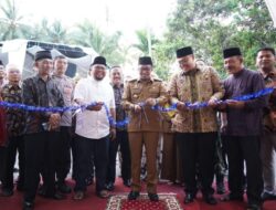 Bupati Diberi Penghargaan Oleh PT. AET Travel sebagai Penggerak Rumah Tahfiz