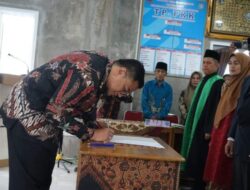 Wabup Richi Aprian Lantik Anggota BPRN Padang Laweh, Kec. Sungai Tarab