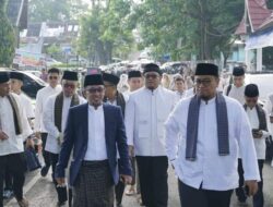 Ribuan Jamaah Sholat Idul Fitri di Lapangan Cindua Mato, Bupati Berikan Sambutan