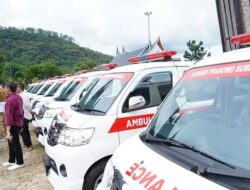 Di Sela Kunjungan, Prabowo Berikan Bantuan Ambulance untuk RSUD Kabupaten/Kota di Sumbar