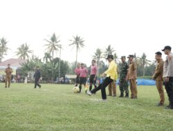 Tendangan Pertama oleh Bupati Limapuluh Kota, 16 Kesebelasan Sumbar-Riau Perebutkan Piala Gaspi Cup 2023