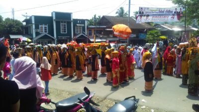 Tradisi Manjalang Mintuo di Sijunjung