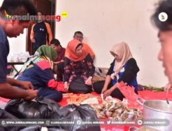 Seribu Porsi Lebih Nasi Bungkus Dihasilkan Dapur Umum Posko Penanganan Darurat Bencana Longsor Sawahlunto
