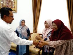 Indeks Kepuasan Masyarakat (IKM) di Tanah Datar Bernilai Sangat Baik