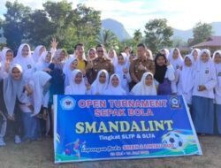 Bupati Buka Secara Resmi Open Turnamen Sepak Bola SMANDALINT