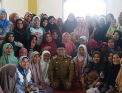 Bupati Lakukan Pembinaan Terhadap Penerima PKH di Nagari Sungai Tarab dan Talang Tangah