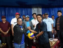 Bupati Buka Secara Resmi Open Turnamen Volleyball BTC Cup V di Batu Taba