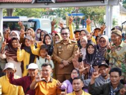 Bupati Lepas Kelompok Tani dari Lintau Buo Utara Menyaksikan PENAS TANI di Kota Padang