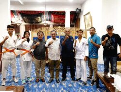 Bupati Tanah Datar Lepas Atlet Beladiri Kempo Indonesia Ikuti FORMAS di Bandung