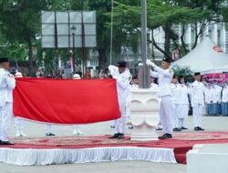 Upacara Penurunan Bendera HUT RI di Batusangkar Berjalan Khidmat, Bupati Apresiasi Seluruh Pelaksana Kegiatan