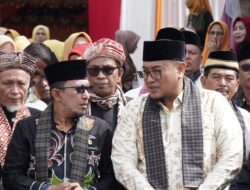Bupati Tanah Datar Kompak Bersama Wabup Hadiri Acara Malewakan Gala di Nagari Pasie Laweh