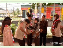 Pimpinan UIN Batusangkar Lepas Tiga Orang Kontingen Pramuka Ikuti Rainas Ke-XII di Cibubur
