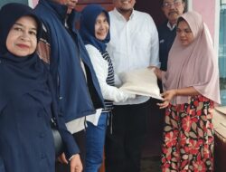 DPD Partai Nasdem Tanah Datar Berbagi dengan Kaum Kurang Mampu
