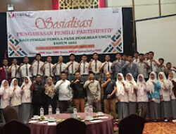 Bawaslu Tanah Datar Gelar Sosialisasi Pengawasan Pemilu kepada Pemilih Pemula