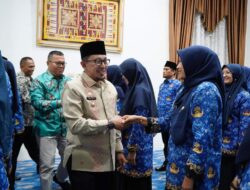 Bupati Eka Putra Lantik 6 Pejabat Fungsional dan 13 Pegawai P3K