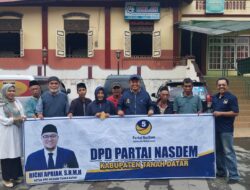 Partai Nasdem Peduli Berikan Bantuan untuk Nagari Pariangan dan Parambahan yang Terdampak Banjir Bandang