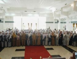 Bupati Eka Putra Hadiri Rakercab IBI Cabang Tanah Datar